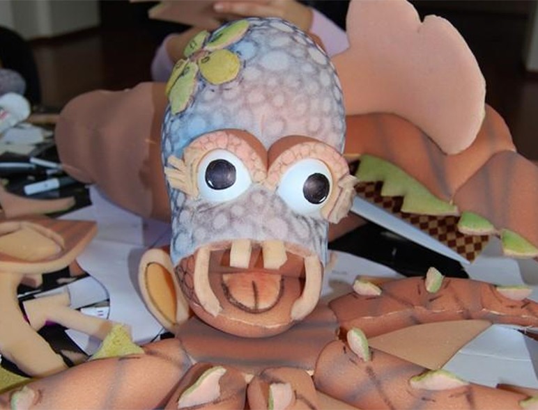 Ateliê de Marionetas em esponja – “Monstros Marinhos”